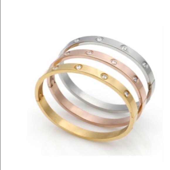 Styled Collection Eternity Bracelet - Picture 2 of 3